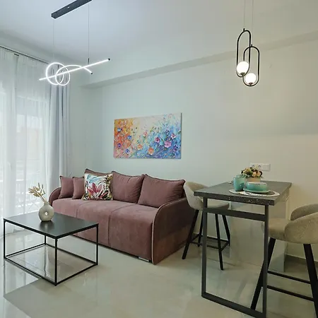 Apartament Omicron *